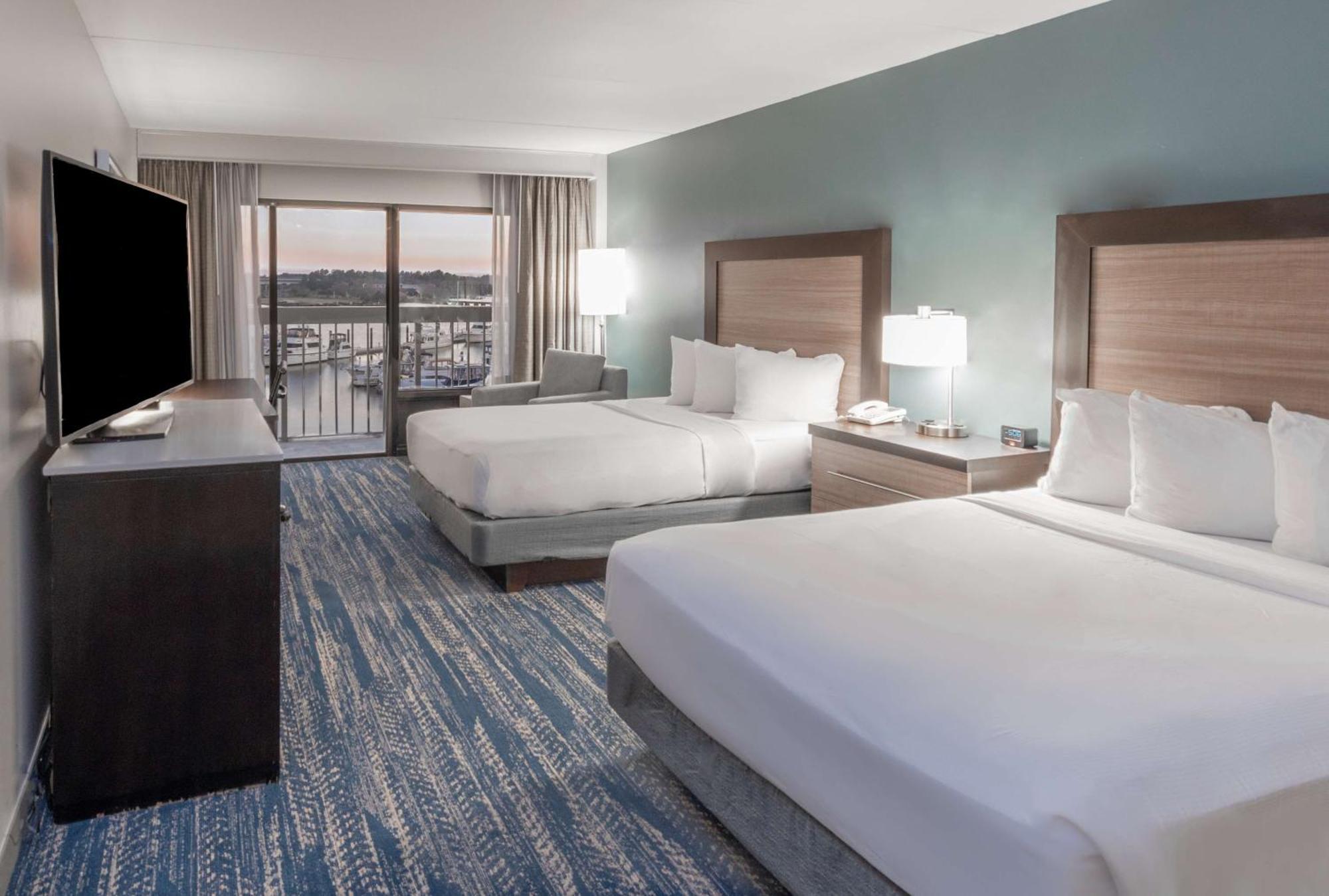 Doubletree By Hilton New Bern - Riverfront Экстерьер фото